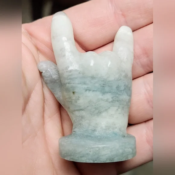 Crystal Love Hands, Valentines Day Gift idea. - Picture 9 of 13